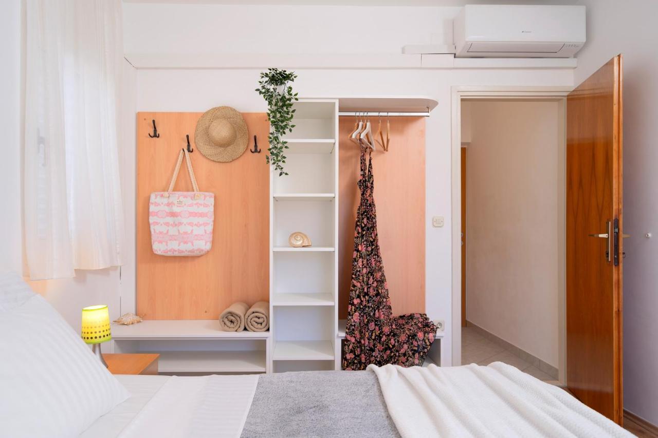 Novak Guesthouse - Zf Hvar フヴァル エクステリア 写真
