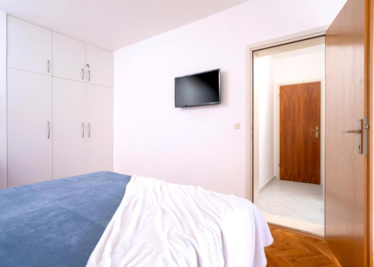 Novak Guesthouse - Zf Hvar フヴァル エクステリア 写真