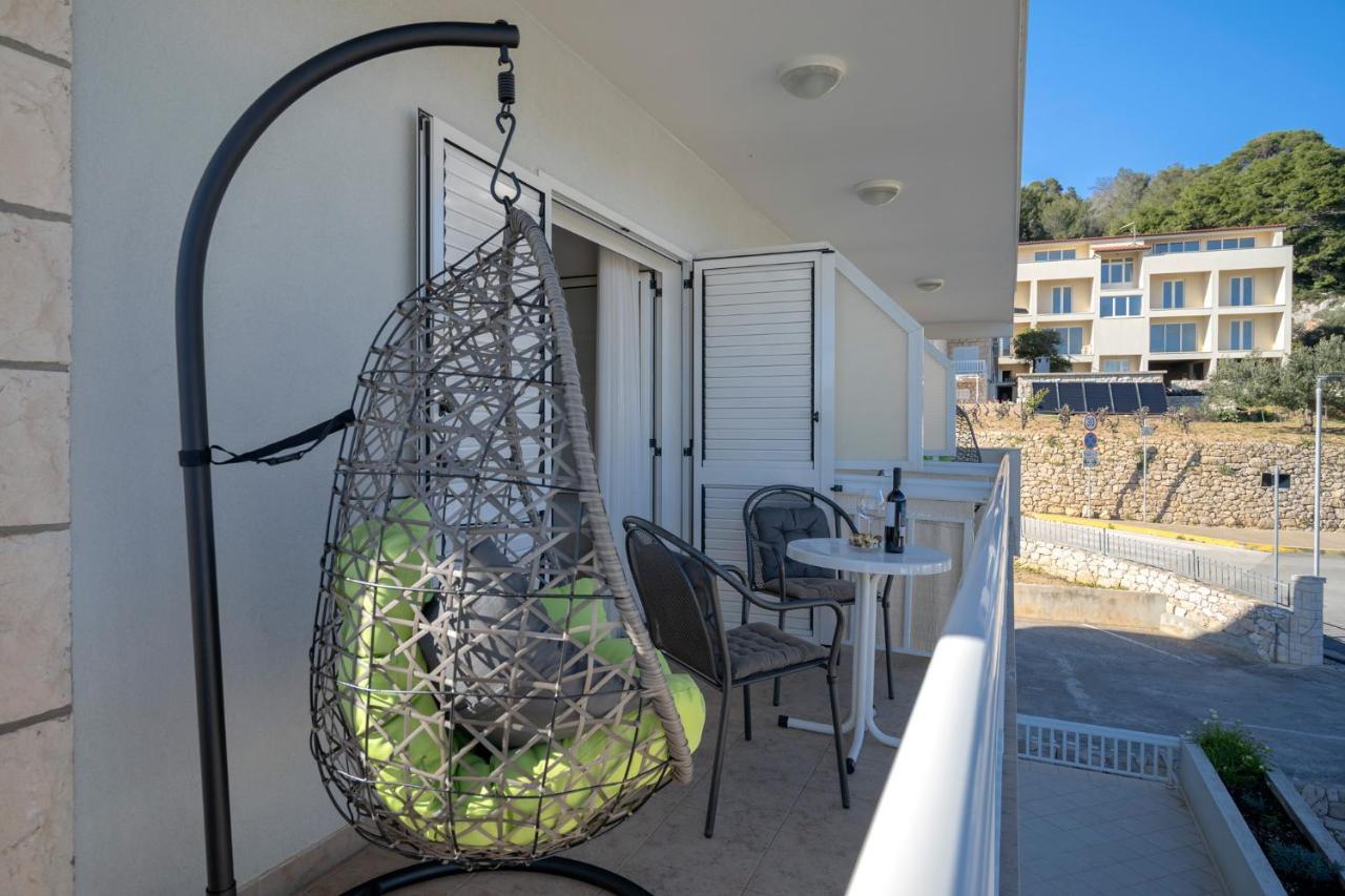Novak Guesthouse - Zf Hvar フヴァル エクステリア 写真